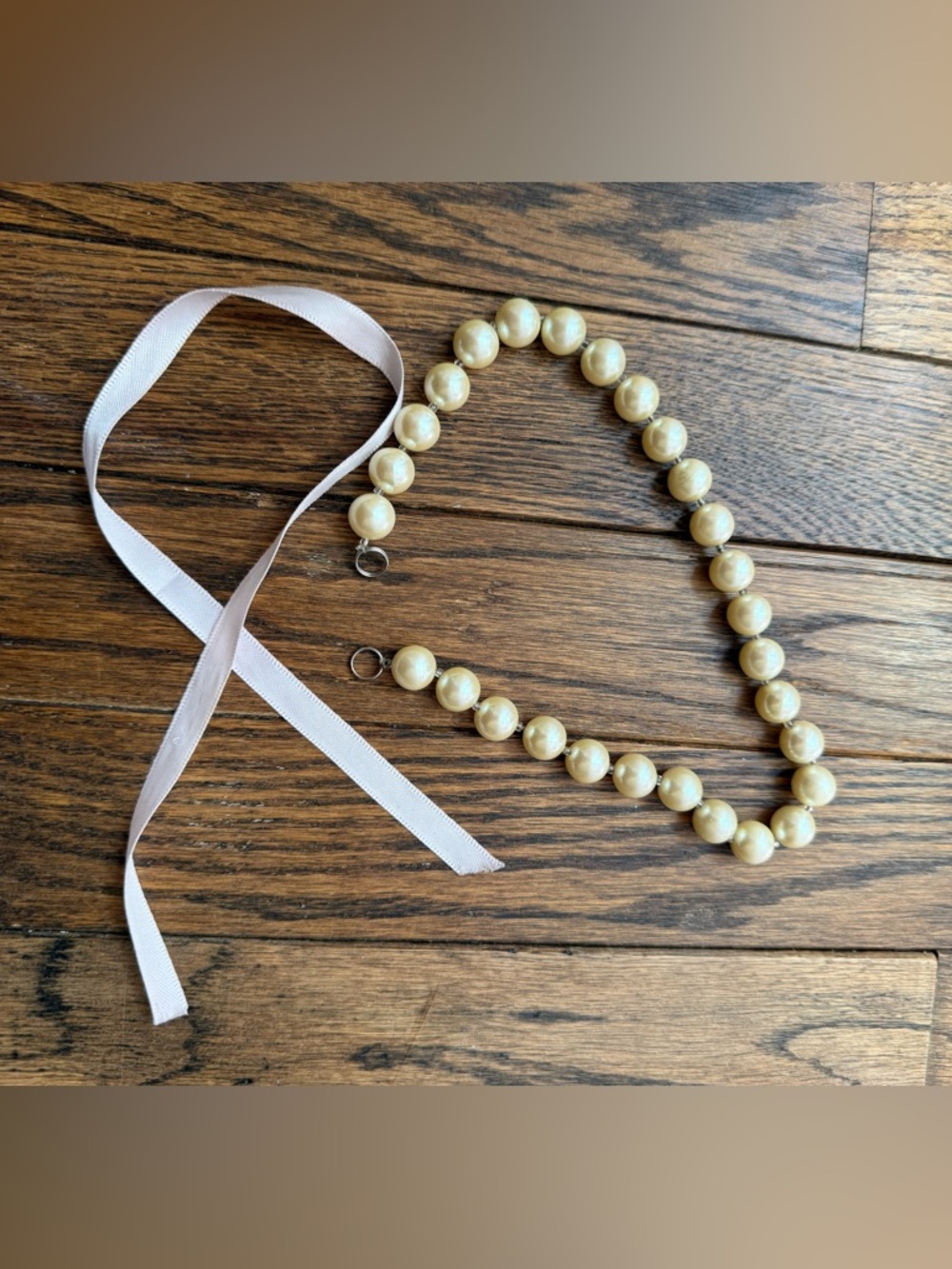 Pearl glass Bead Necklace with Ribbon - Cream Elegance antique